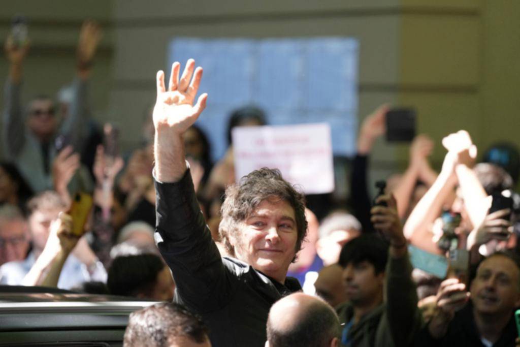 El Gobierno tuvo un fuerte apoyo, pero aún sigue lejos del control legislativo