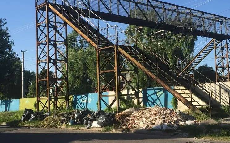 Adolescente sufrió descarga eléctrica por cables de alta tensión en puente de Ezpeleta