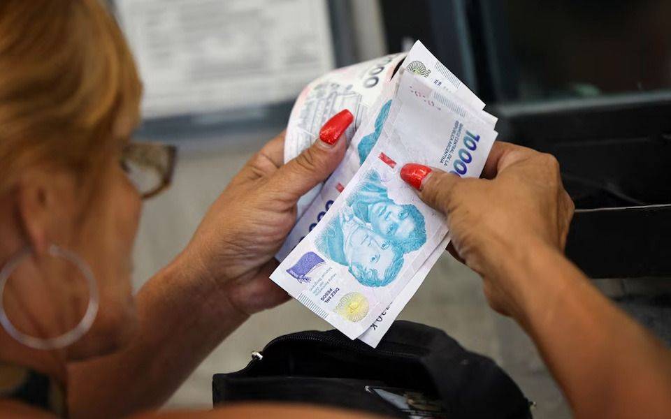 Para el Indec, los salarios se ubicaron por encima de la inflación en septiembre