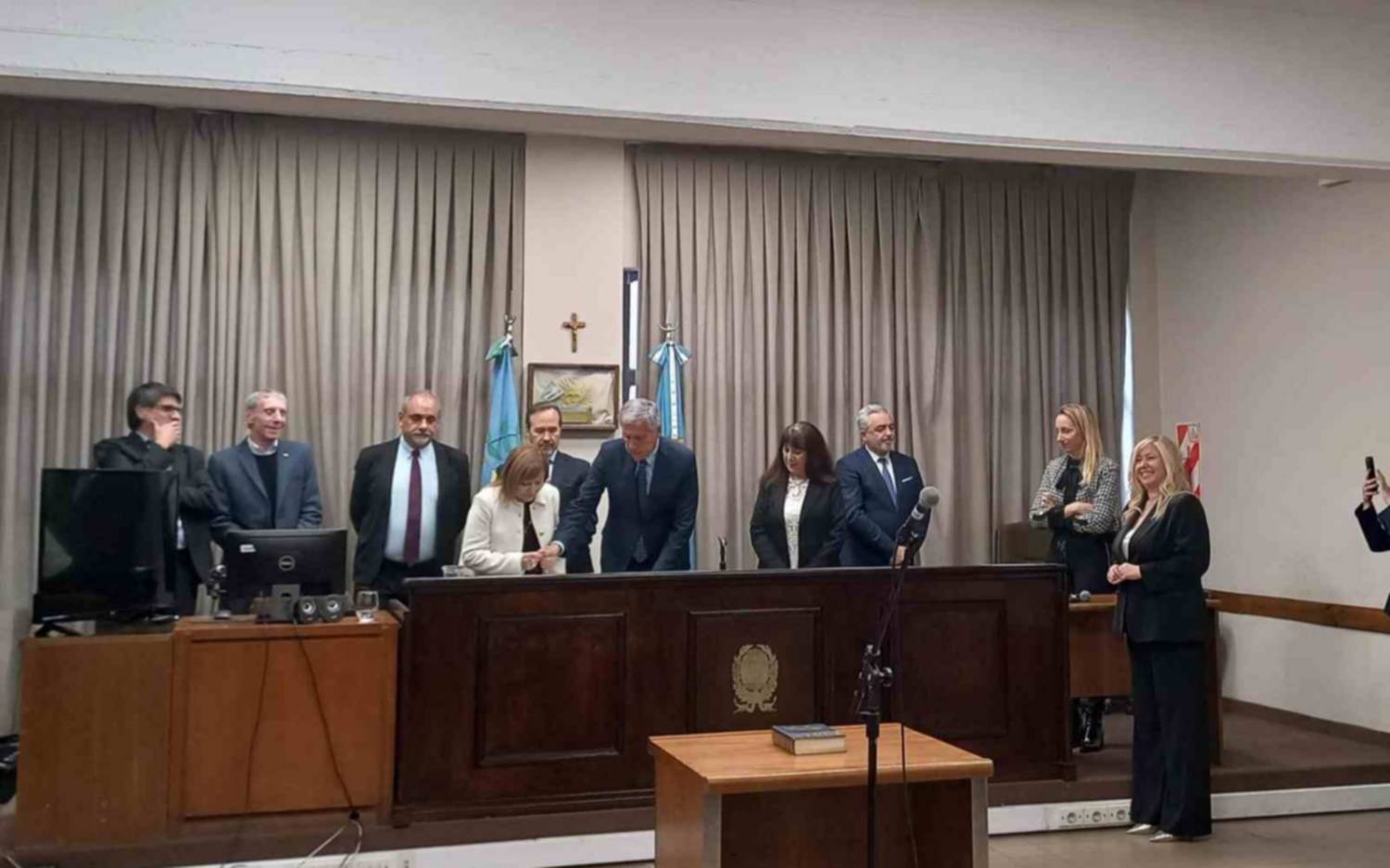 Concurrida jura de la nueva fiscal Mara Analía Torres en los Tribunales de Quilmes