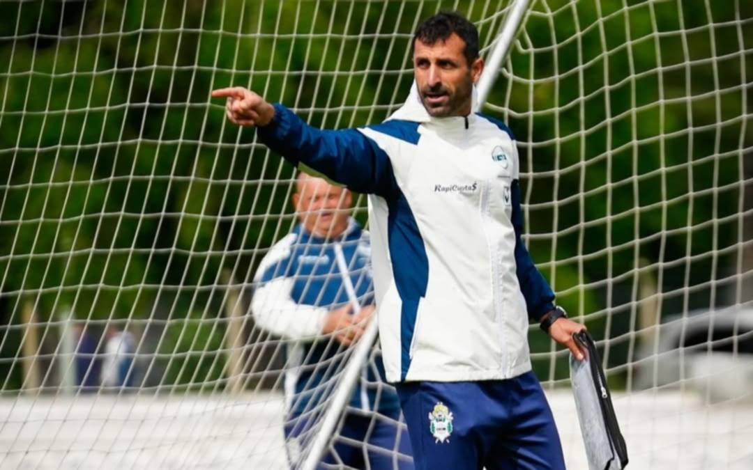 En Gimnasia, Fernando Zaniratto evalúa dos variantes para visitar a River en el Monumental