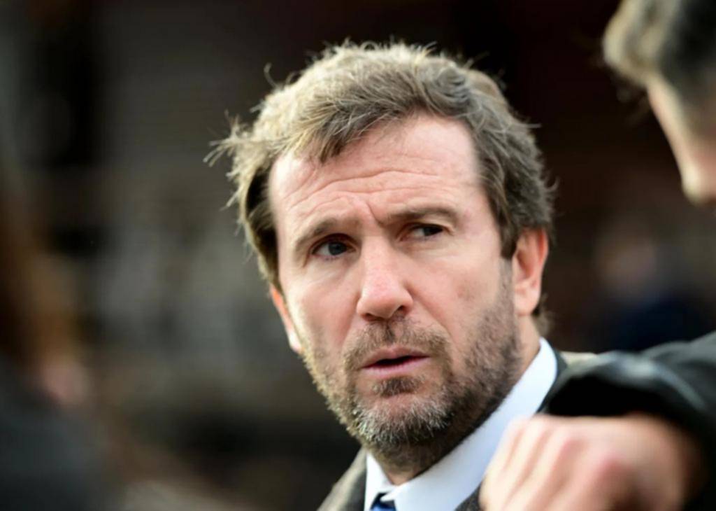 Investigan un asesinato a balazos y cuchillazos en Altos de San Lorenzo