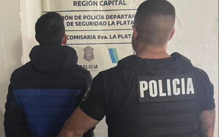 Un detenido por el asesinato a balazos y cuchillazos de un hombre en La Plata