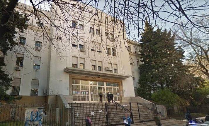 Más relatos complican al ex entrenador de básquet