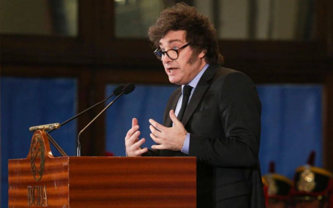 Milei dijo por qué dejó afuera a Kicillof de la reunión y que los gobernadores están "de acuerdo" con la reforma laboral