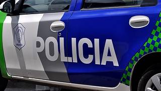 Batalla campal familiar deja una joven muerta y un patrullero en llamas en Quilmes