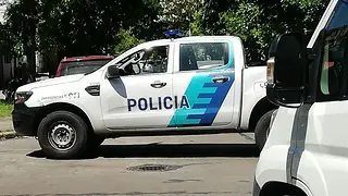 Un policía mató a un joven que habría intentado robarle la moto en La Plata