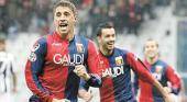Crespo marcó dos goles en el triunfo de Génoa