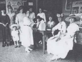 El sábado se cumplieron 100 años del primer voto femenino