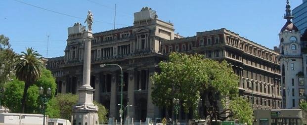 Evacuaron el Palacio de Tribunales por una amenaza de bomba