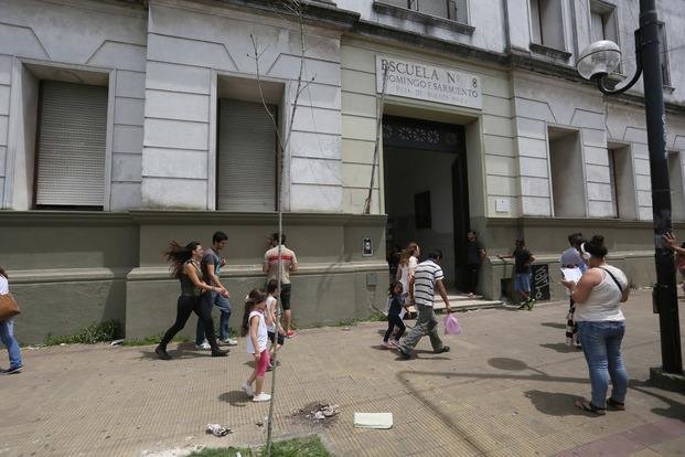 Preocupación por baños y aulas de la Primaria 8