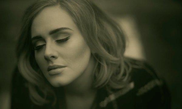 Adele y su disco “25”, en camino al récord de ventas