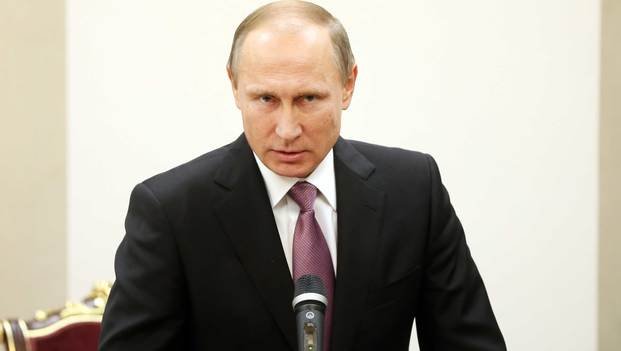 Putin habló de "traición" y "complicidad 
con el terrorismo"