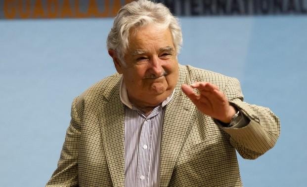 Mujica siente "temor" por la "estabilidad institucional" de la Argentina