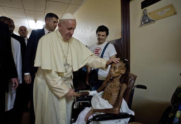 El Papa y una imagen que conmueve