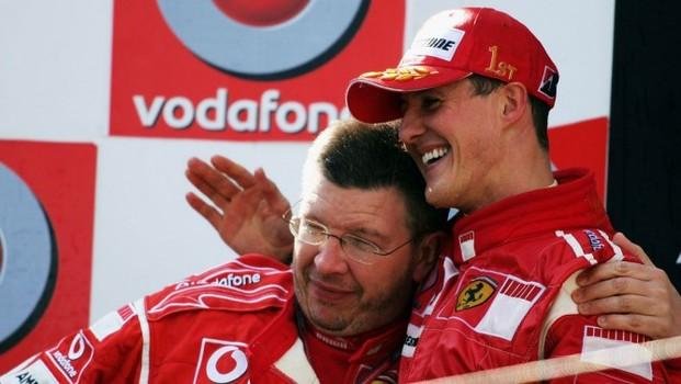 Ross Brawn ve signos alentadores en la salud de Schumacher