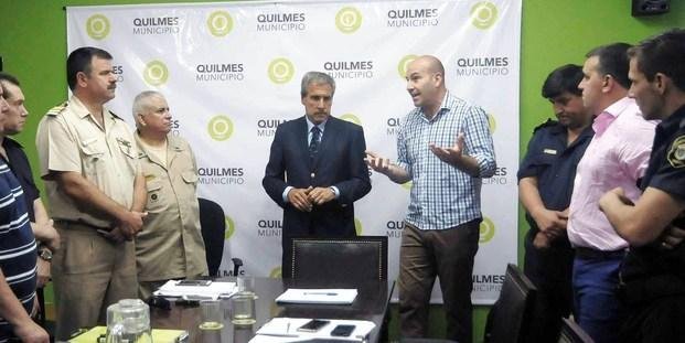 Intendente junto a fuerzas federales y al Fiscal General de Quilmes