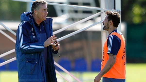 Bauza salió a aclarar por qué dejó a Lavezzi afuera del banco con Colombia