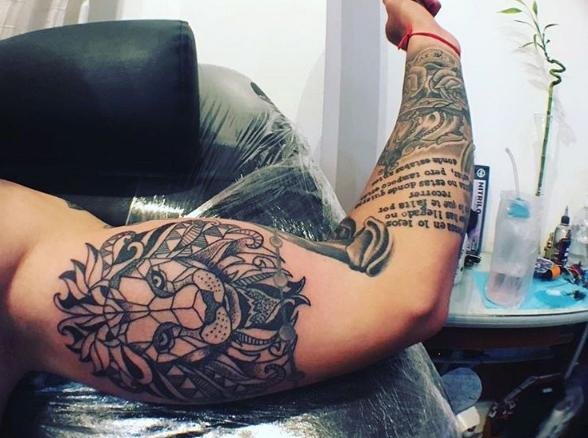 El León en la piel: el nuevo tatoo de un jugador pincha
