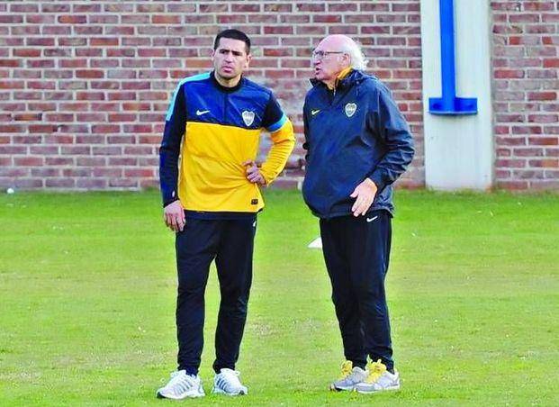 Ahora un club de Miami quiere que Riquelme vuelva a jugar para contratarlo