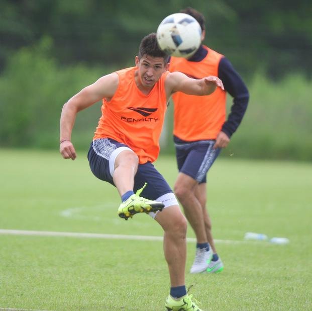 Alfaro prepara el equipo con dos sorpresas