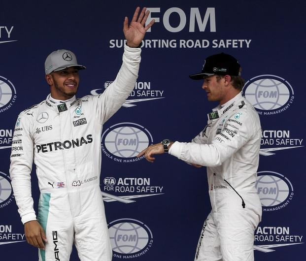 Hamilton le mete presión a Rosberg