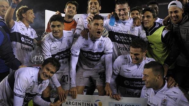 Por Copa Argentina, jugaría el jueves 17