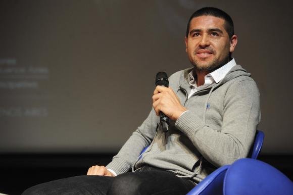 Riquelme "bancó" al Mellizo y opinó que "Boca no tiene mucho más que el resto"
