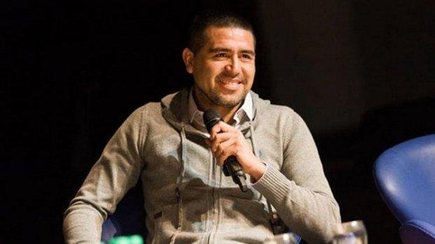 Un rumor que provocó mucho ruido: ¿Riquelme jugará la Copa para un equipo argentino?