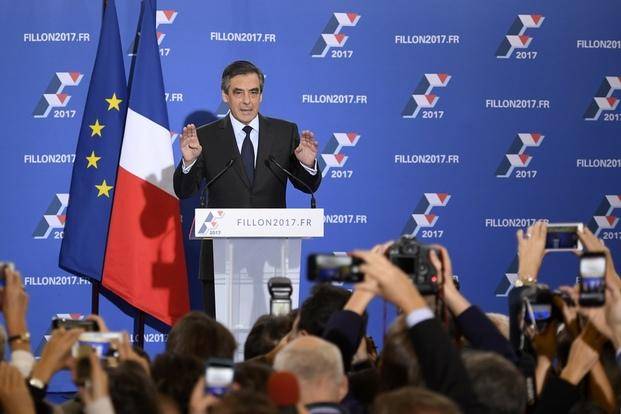 El ex premier Fillon, nuevo líder conservador en Francia