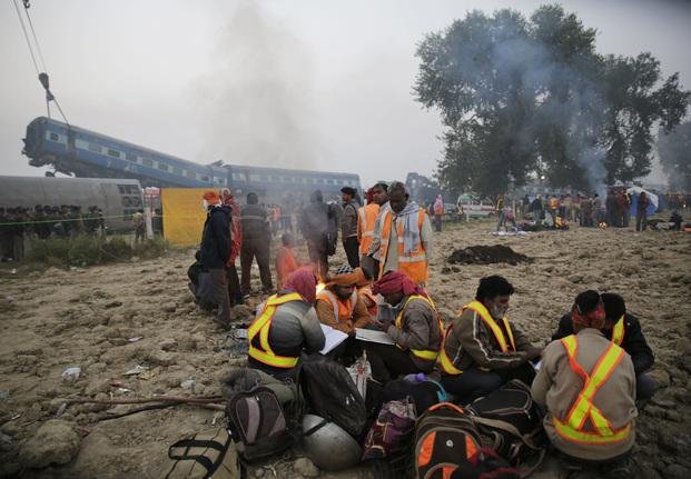 Ya son 142 los muertos por 
accidente ferroviario en la India