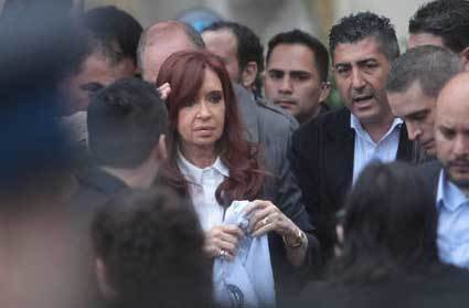 Cristina quedó a un paso del juicio oral por dólar a futuro