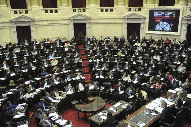 "Dietazo": a pesar del pedido de Macri, diputados ratificó la suba