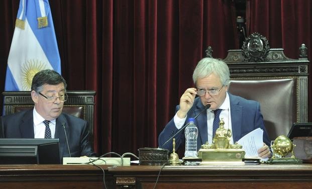 El Senado aprobó proyecto que
declara la emergencia social