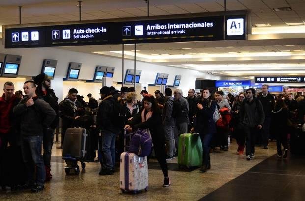 Facilitan trámites para ingreso de los argentinos a EE UU