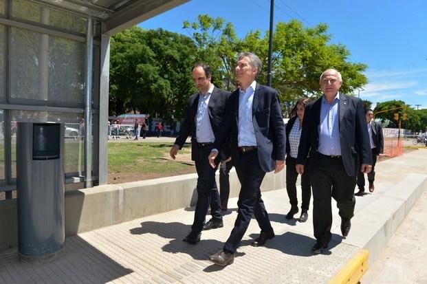 Macri pidió a legisladores "no pasarse de largo" con el aumento
