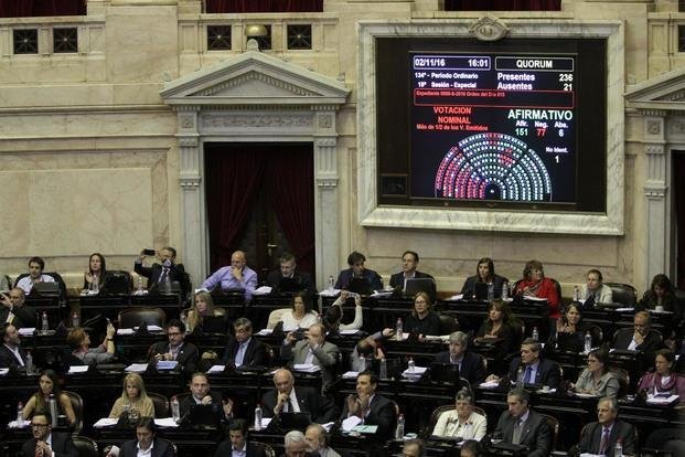 Marcha atrás con el “dietazo” en Diputados