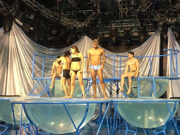 Pampita se prepara para el Aquadance y ya recibe las primeras críticas