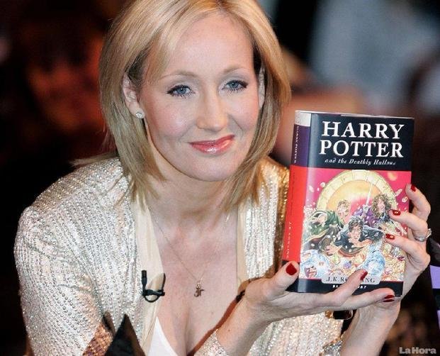Rowling le envía libros de Harry Potter a niña de Alepo