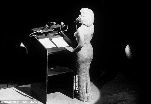 Subasta récord por un vestido de Marilyn Monroe