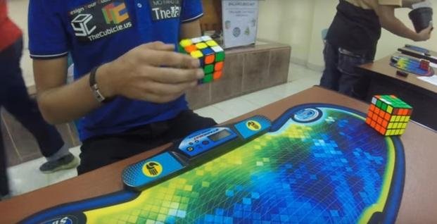 VIDEO: Nuevo récord mundial de cubo Rubik