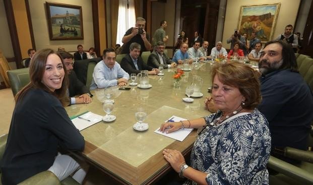 Cruce entre Vidal y Petrocini por el paro docente