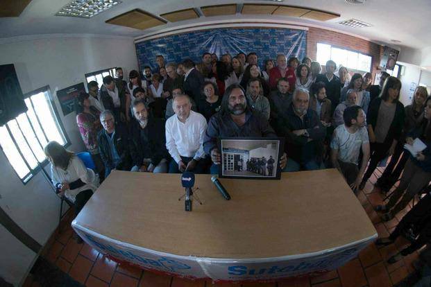 Docentes bonaerenses ya fijan un piso del 35% para los sueldos de 2017