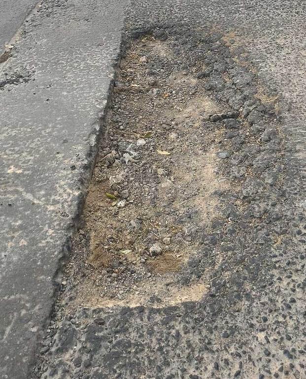 Intransitable: gran bache en 61, 134 y 135