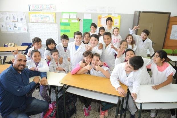 La ONU, contra la violencia de género, promueve programas en escuelas platenses