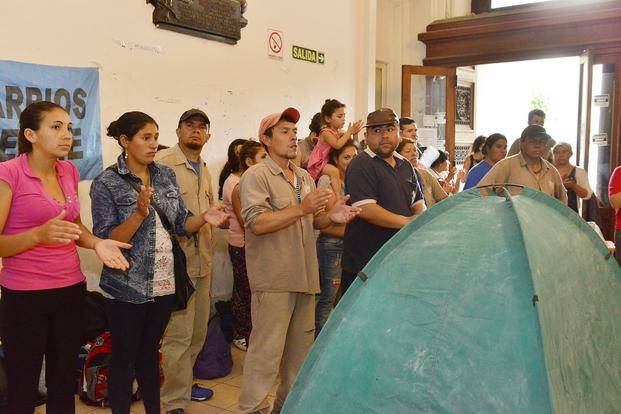 Protesta con acampe en Educación