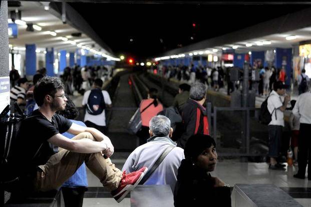 Un corte de luz complicó la vuelta en tren a zonas del Oeste
