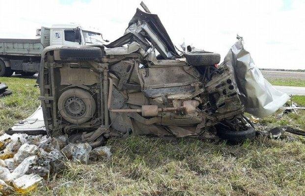 Choque fatal en el sur de Córdoba: 5 muertos