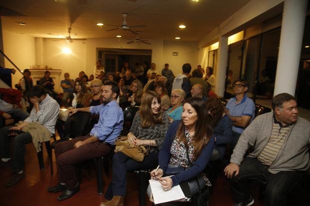 Comprar armas, una idea que tienen varios vecinos en Villa Castells