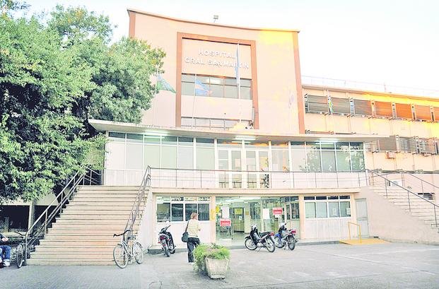 Detienen a una travesti por apuñalar a su pareja en Altos de San Lorenzo